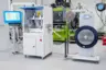 Quality assurance in punching: The optical testing station KVC 621 from Kistler inspects the punched charger plug components. 