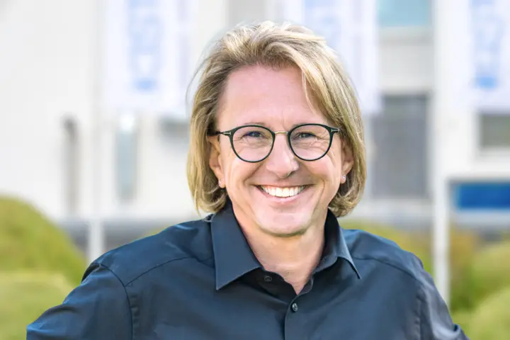 Dr. Oliver Schnerr, Head of BU Plastics Dr. Oliver Schnerr, Head of BU Plastics