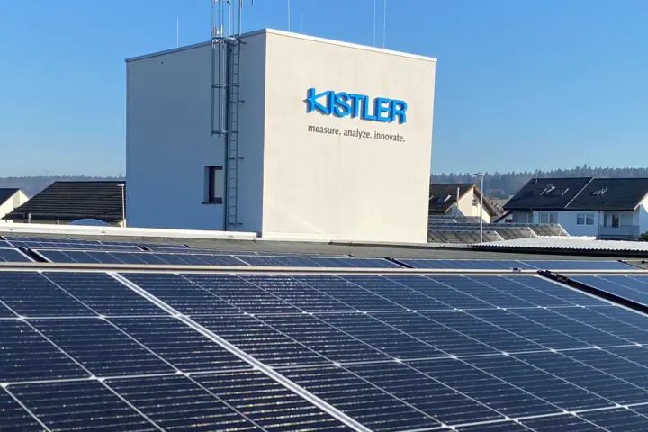 Sustainability project at Kistler in Straubenhardt: A photovoltaic system was installed here at the beginning of 2023. 