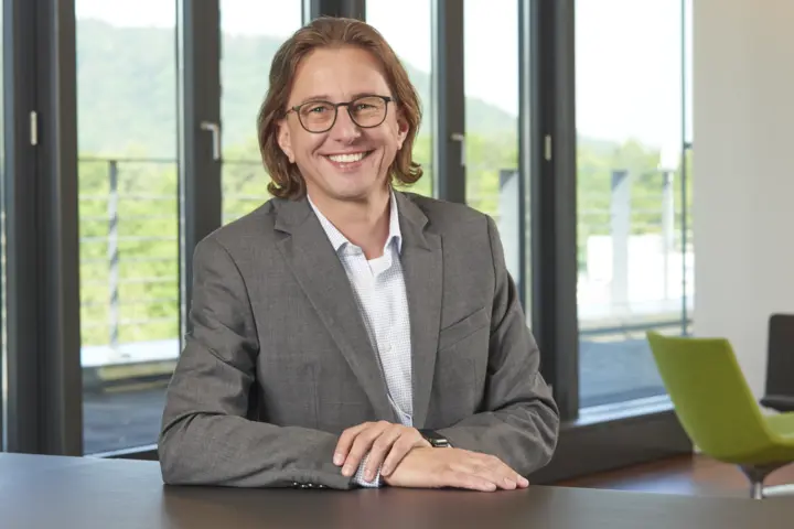 Artificial intelligence in quality assurance: Dr.-Ing. Oliver Schnerr will present at the Connector User Congress.