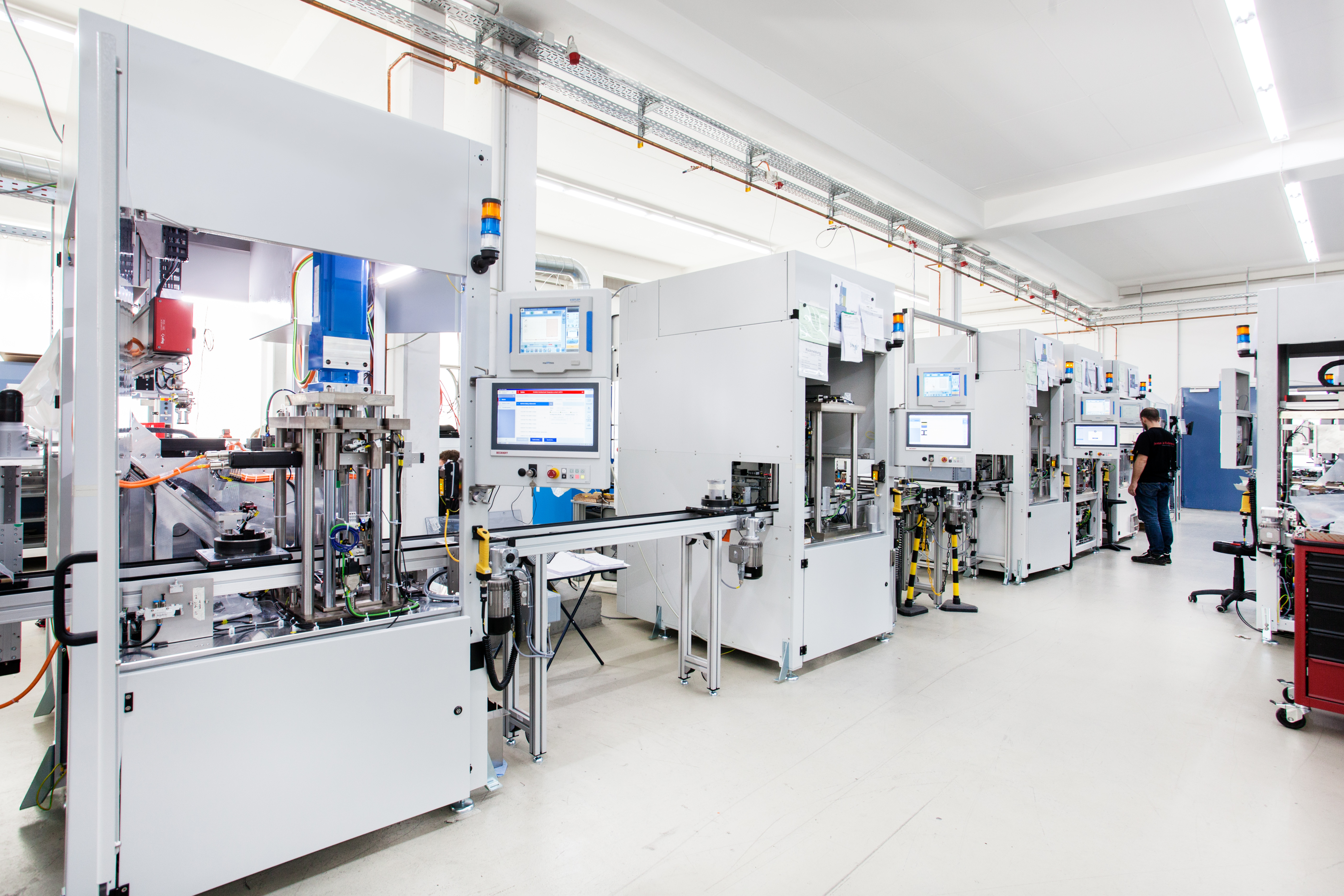 Highly automated cells Highly automated cells