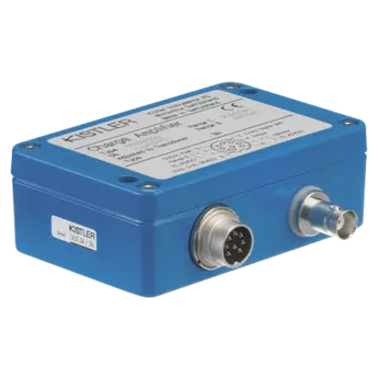 Miniature industrial charge amplifier with peak detection, range ratio 10:1, max ±50000 pC, BNC neg.